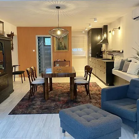 Fotel Dunakanyar Apartment