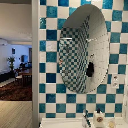 Fotel Dunakanyar Apartment *