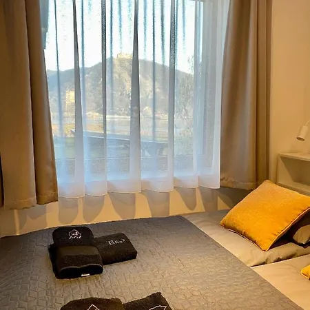 Lägenhet Fotel Dunakanyar